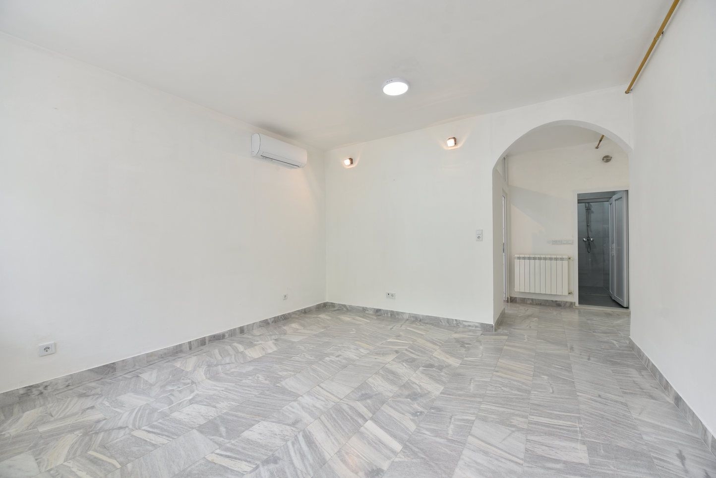 Poslovni prostor/ Kovacici/ 70 m2