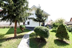 Porodična kuća