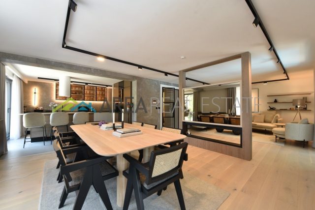 Luksuzna Vila sa bazenom/ Centar/ 360m2